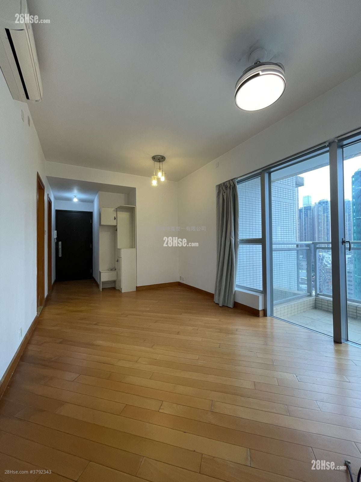 i-home 租盘 2 房 , 1 浴室 524 平方尺