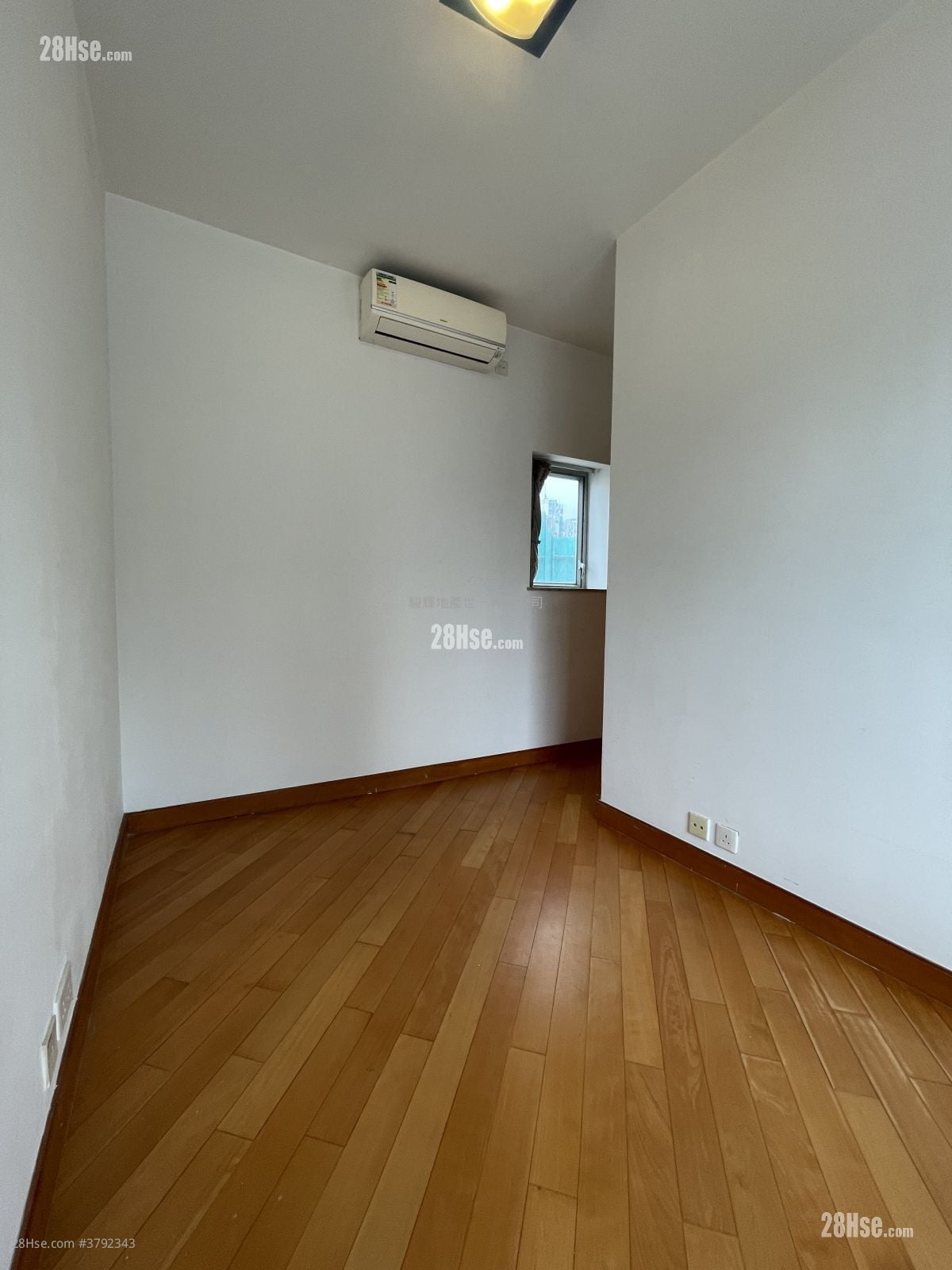 i-home 租盘 2 房 , 1 浴室 524 平方尺