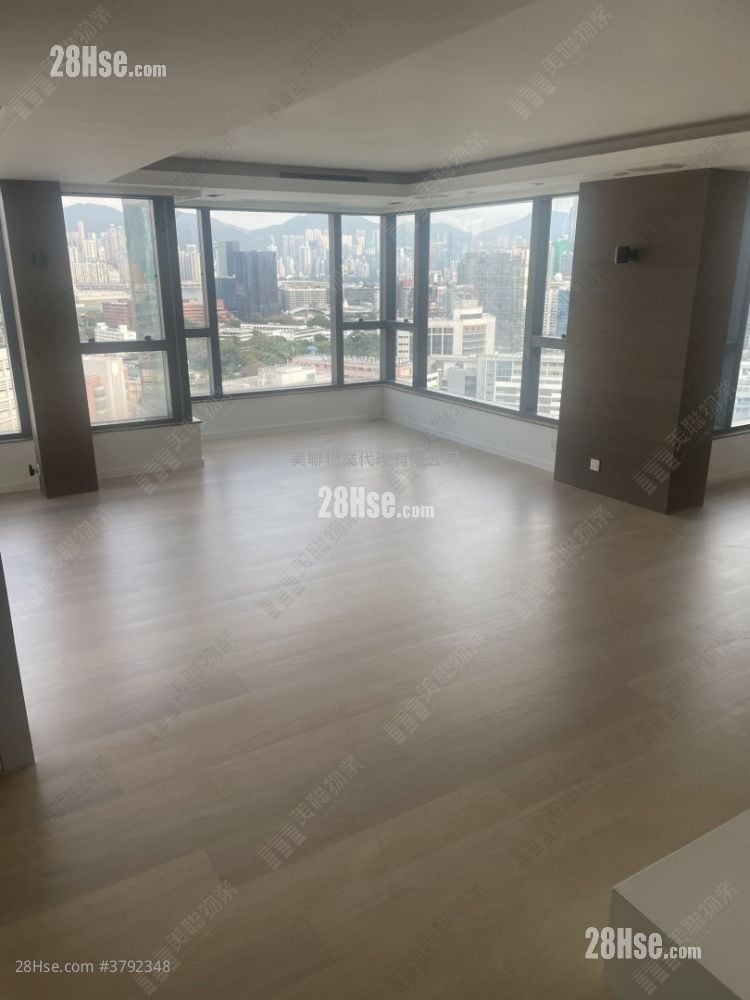 The Regalia Rental 3 Bedrooms , 2 Bathrooms 2,033 ft²