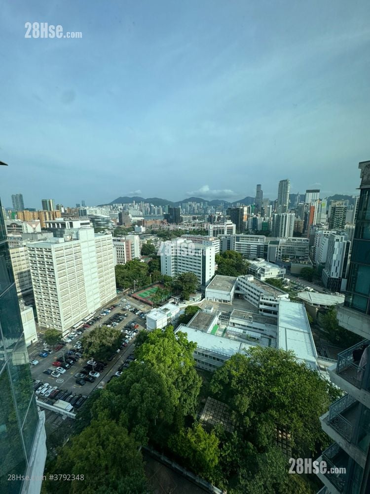 The Regalia Rental 3 Bedrooms , 2 Bathrooms 2,033 ft²