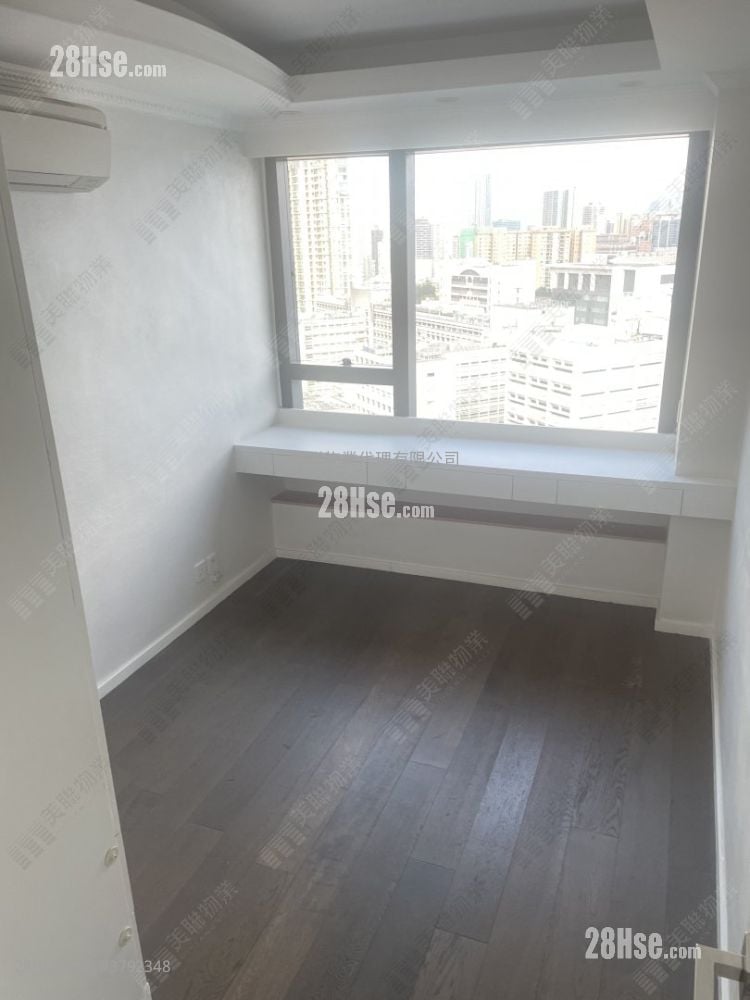 The Regalia Rental 3 Bedrooms , 2 Bathrooms 2,033 ft²