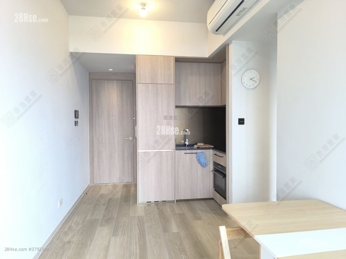 柏蔚森 租盘 385 平方尺