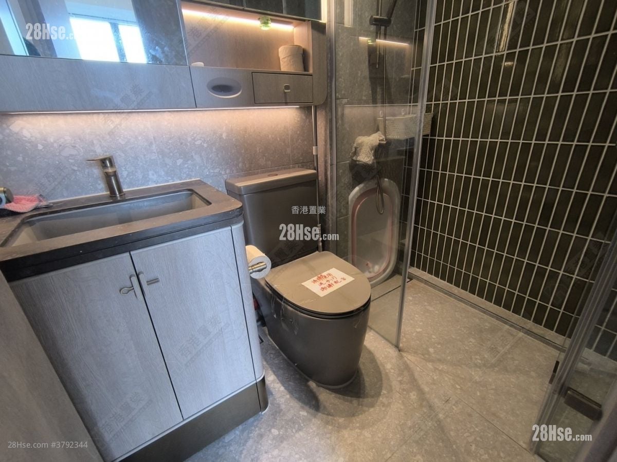 柏蔚森 租盘 385 平方尺