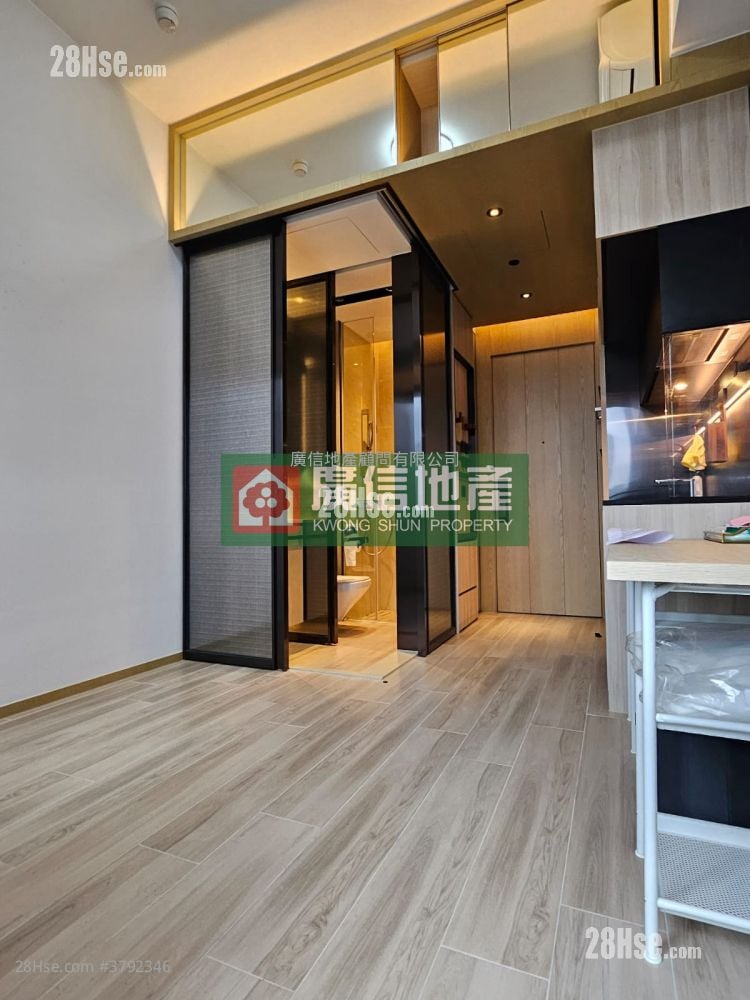 The Quinn Square Mile Sell 1 Bedroom , 1 Bathroom 267 ft²