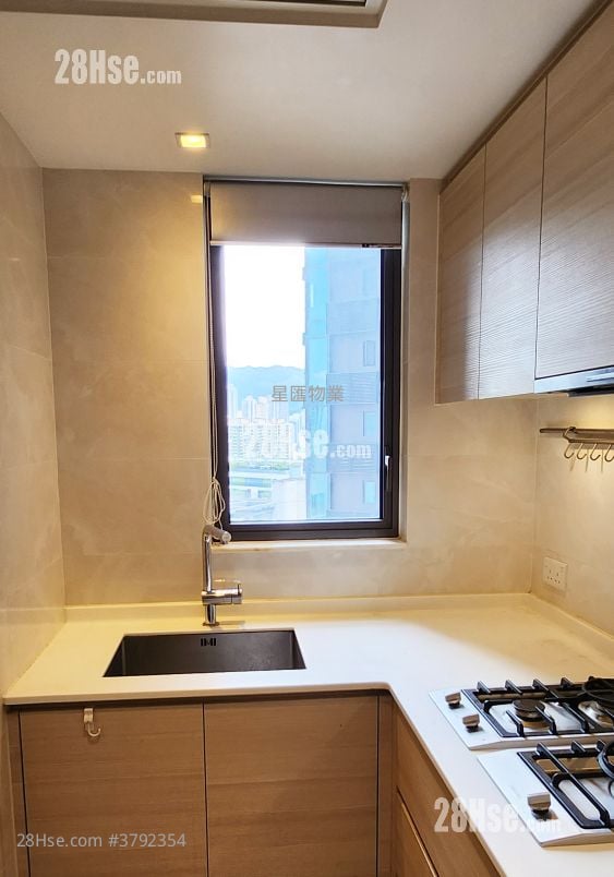 Mantin Heights Sell 3 Bedrooms , 1 Bathroom 670 ft²