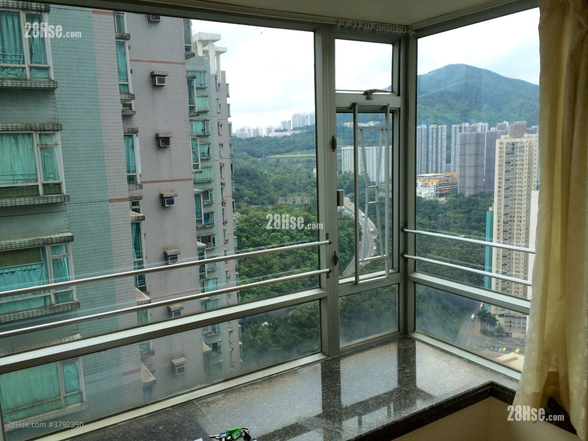 The Metro City Sell 3 Bedrooms , 2 Bathrooms 626 ft²