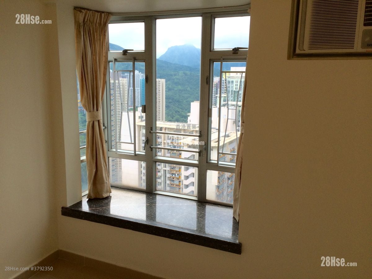 The Metro City Sell 3 Bedrooms , 2 Bathrooms 626 ft²