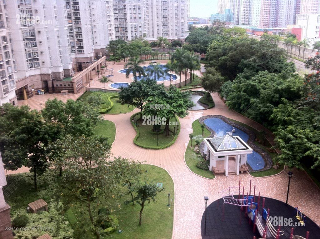 Kingswood Villas Sell 2 Bedrooms , 1 Bathroom 441 ft²