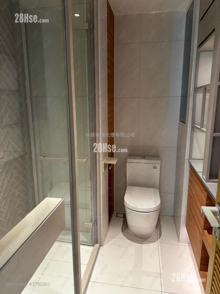 After The Rain Sell 2 Bedrooms 416 ft²