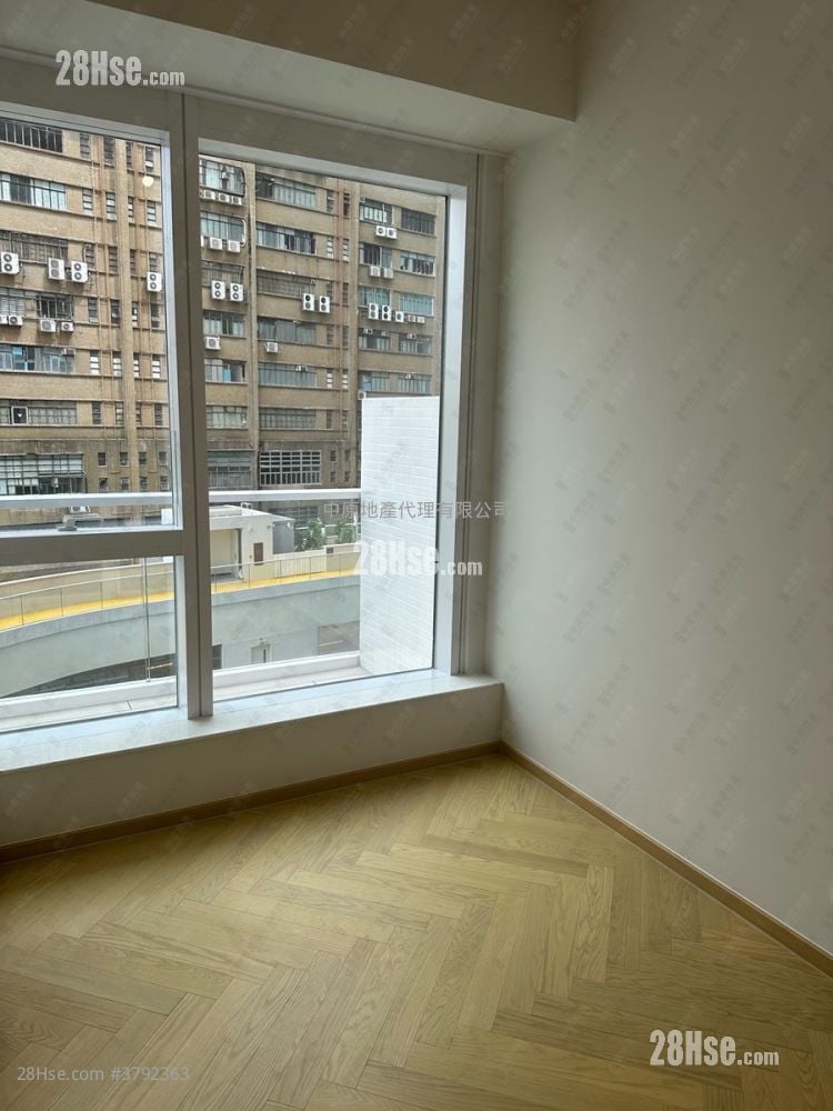 After The Rain Sell 2 Bedrooms 416 ft²