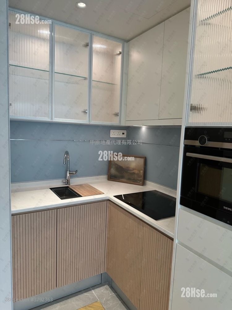 After The Rain Sell 2 Bedrooms 416 ft²