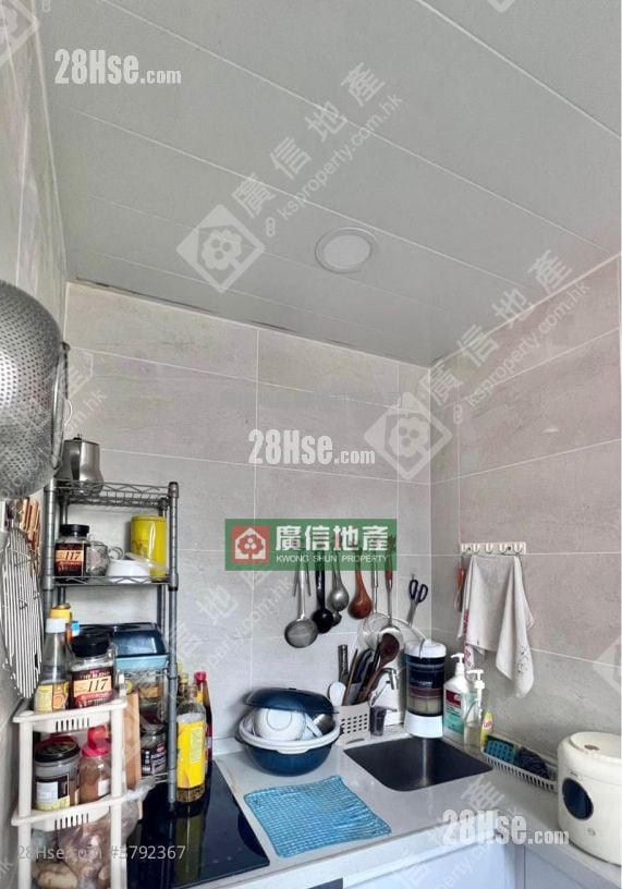 金辉大厦 租盘 2 房 , 1 浴室 340 平方尺