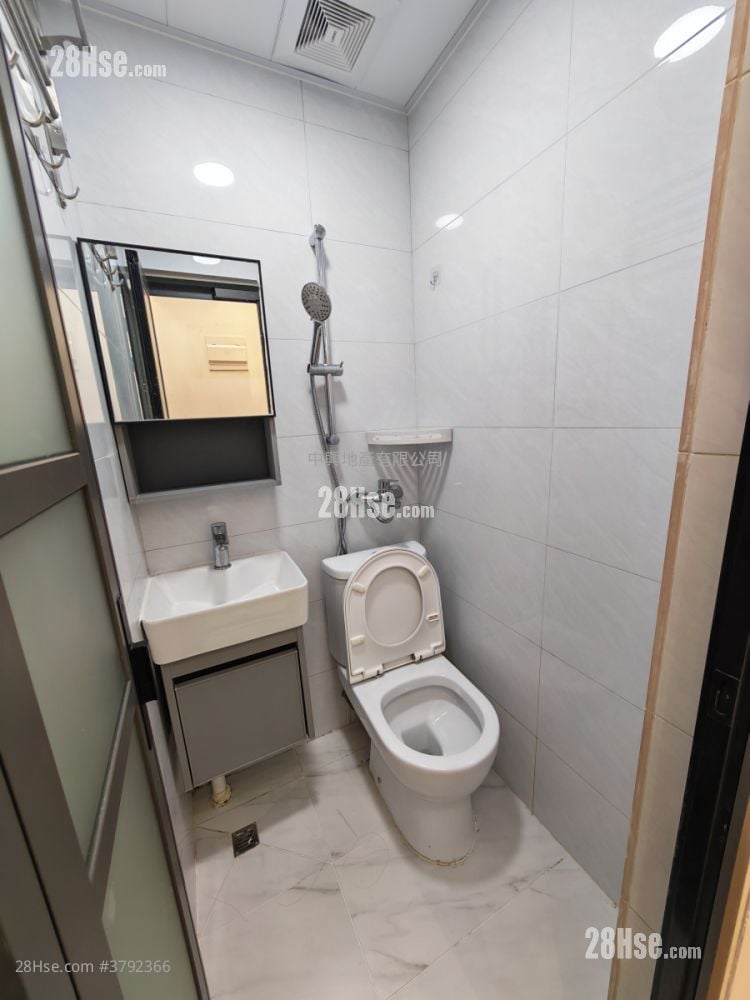 金巴利大厦 租盘 开放式间隔 , 1 浴室 120 平方尺