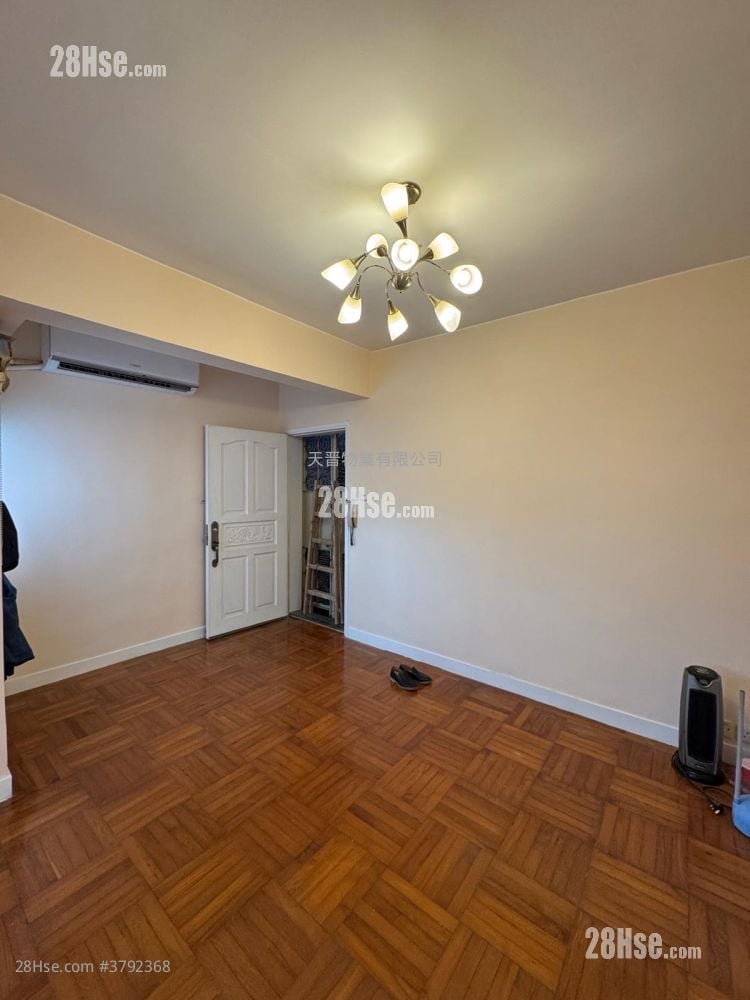 金龙楼 售盘 2 房 , 1 浴室 374 平方尺