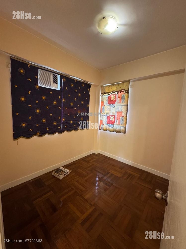 金龙楼 售盘 2 房 , 1 浴室 374 平方尺