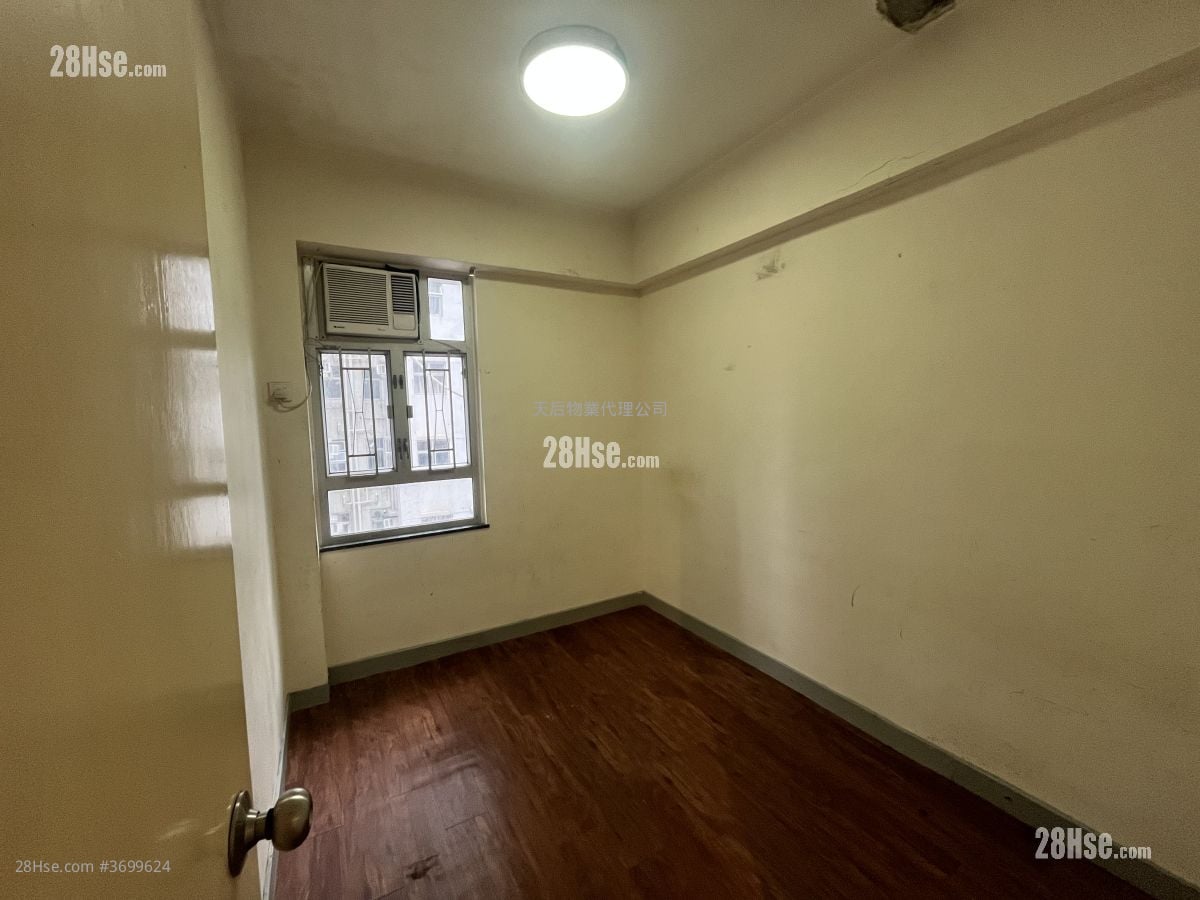 Wai Sun Building Sell 2 Bedrooms , 1 Bathroom 371 ft²