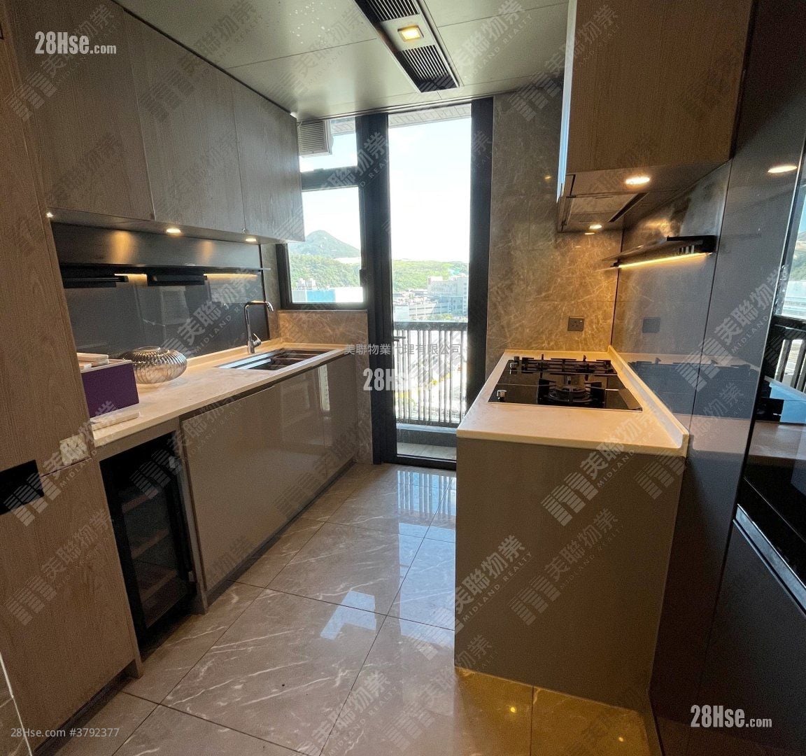 晋海 售盘 4 房 , 3 浴室 842 平方尺