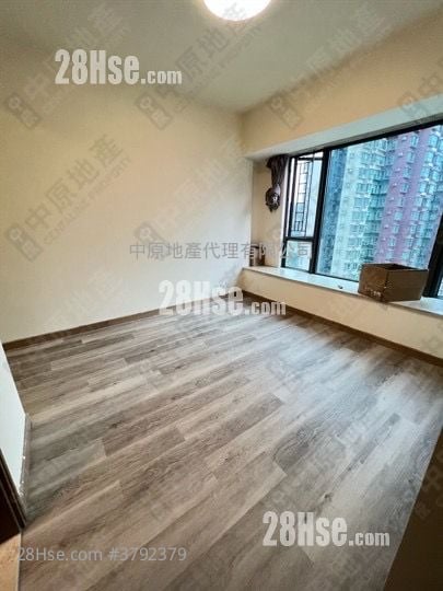 Yoho Midtown Sell 4 Bedrooms 1,029 ft²