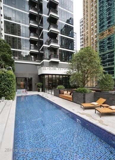 瑧璈 租盘 1 房 , 1 浴室 342 平方尺