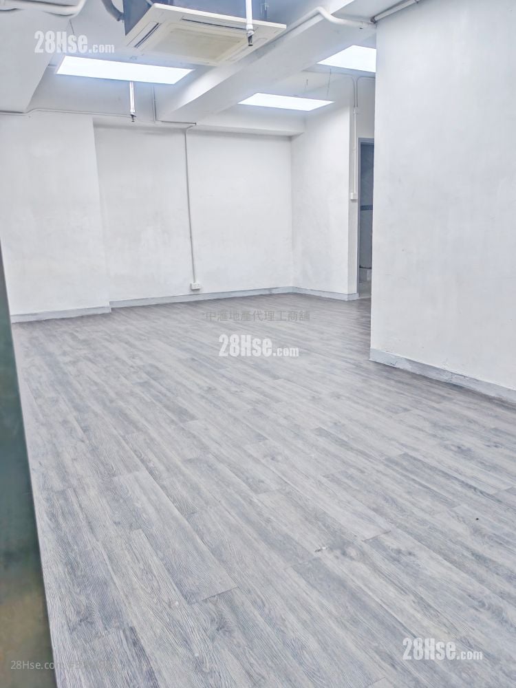 香港工业中心 租盘 1 厕所 415 平方尺
