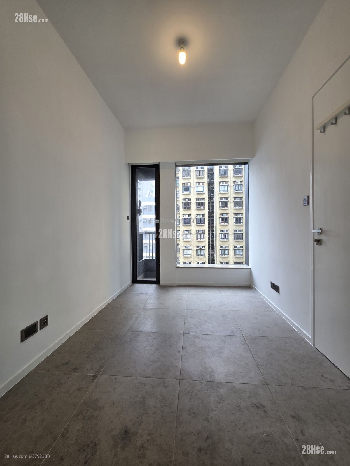 瑧璈 租盘 1 房 , 1 浴室 342 平方尺