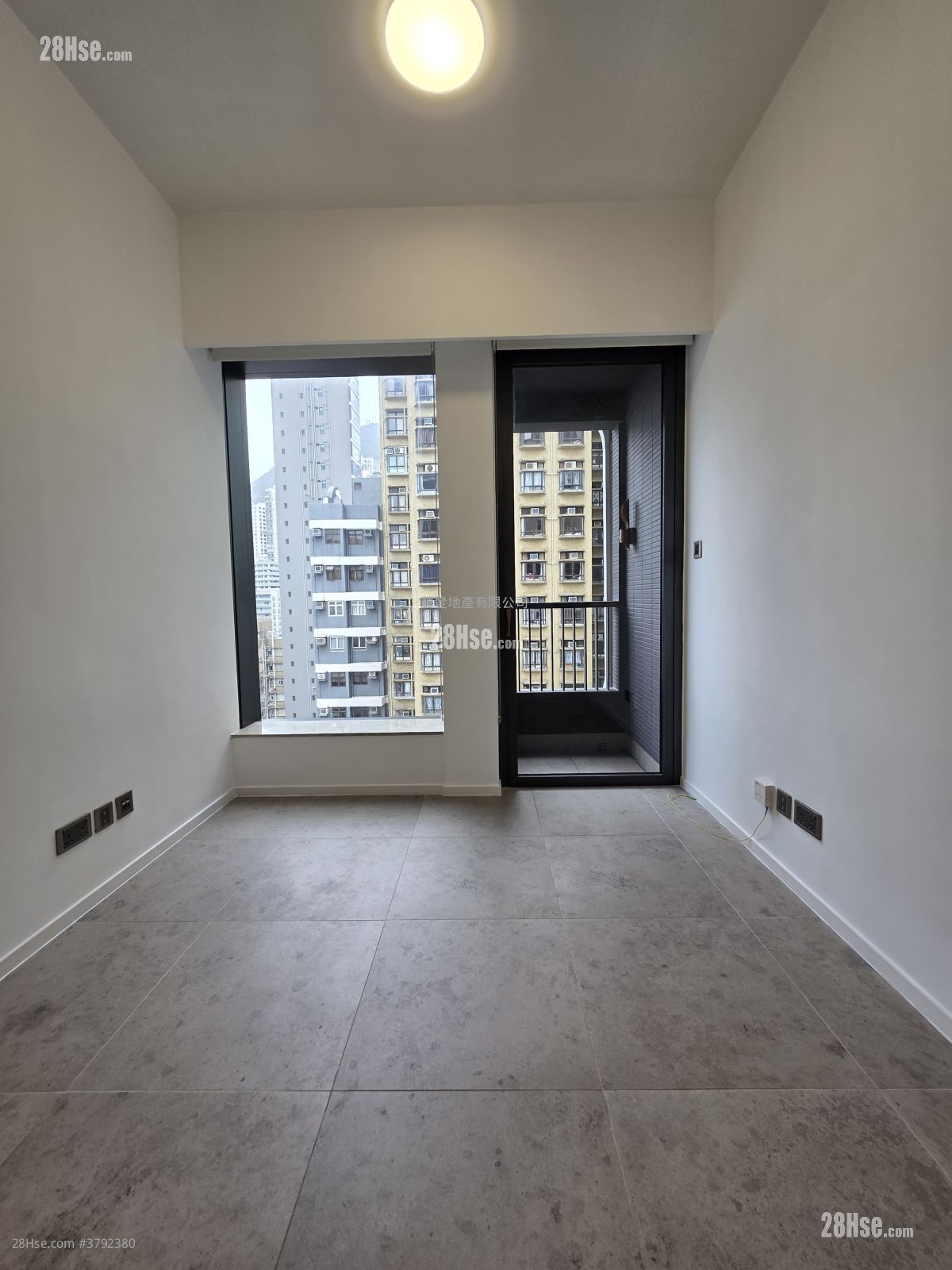 瑧璈 租盘 1 房 , 1 浴室 342 平方尺