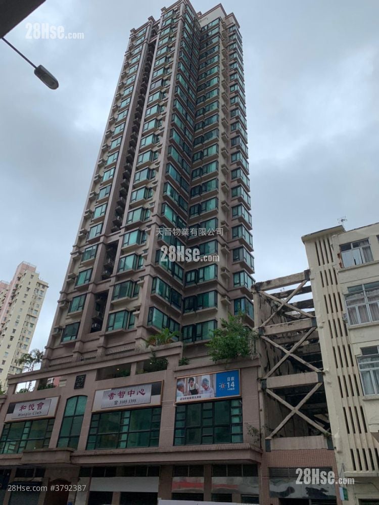 Palatial Stand Sell 2 Bedrooms , 1 Bathroom 258 ft²