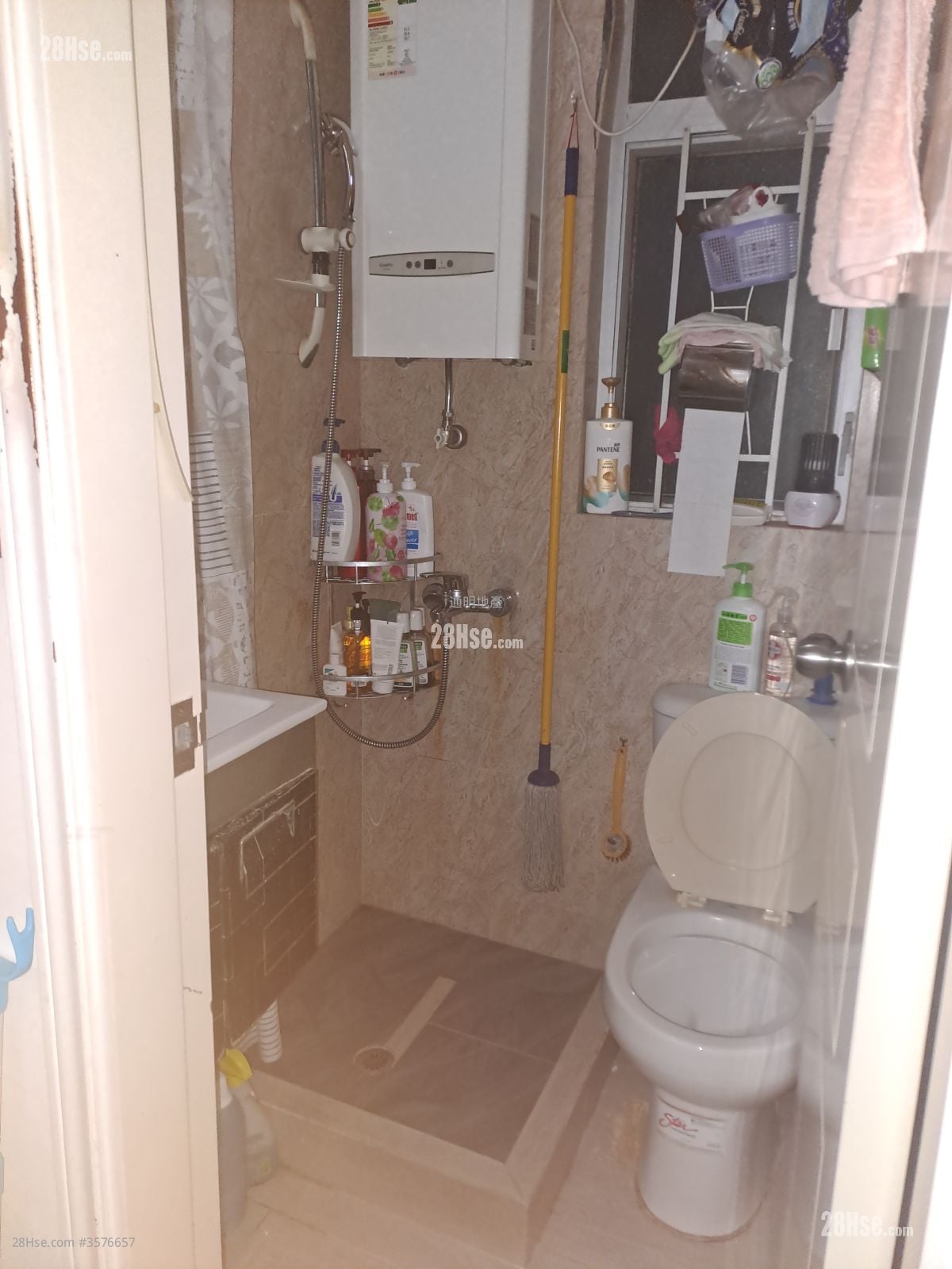 Hing Tat Mansion Rental 2 Bedrooms , 1 Bathroom 370 ft²