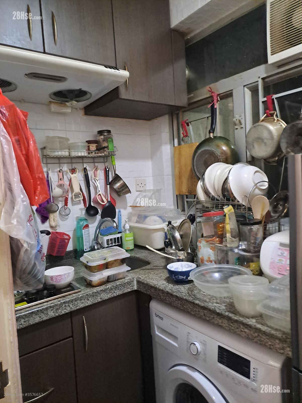 Hing Tat Mansion Rental 2 Bedrooms , 1 Bathroom 370 ft²