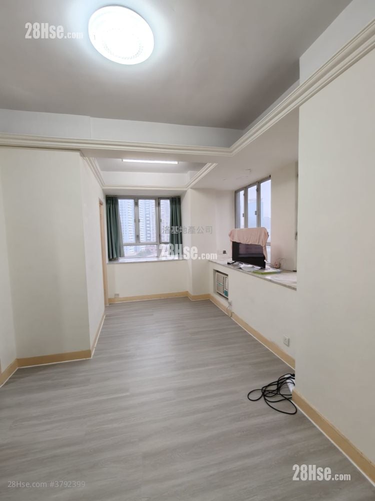 Tak Bo Garden Rental 1 Bathroom 282 ft²