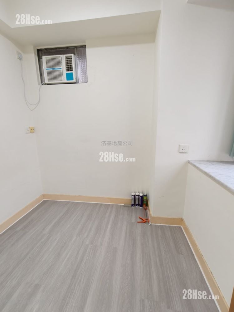 Tak Bo Garden Rental 1 Bathroom 282 ft²