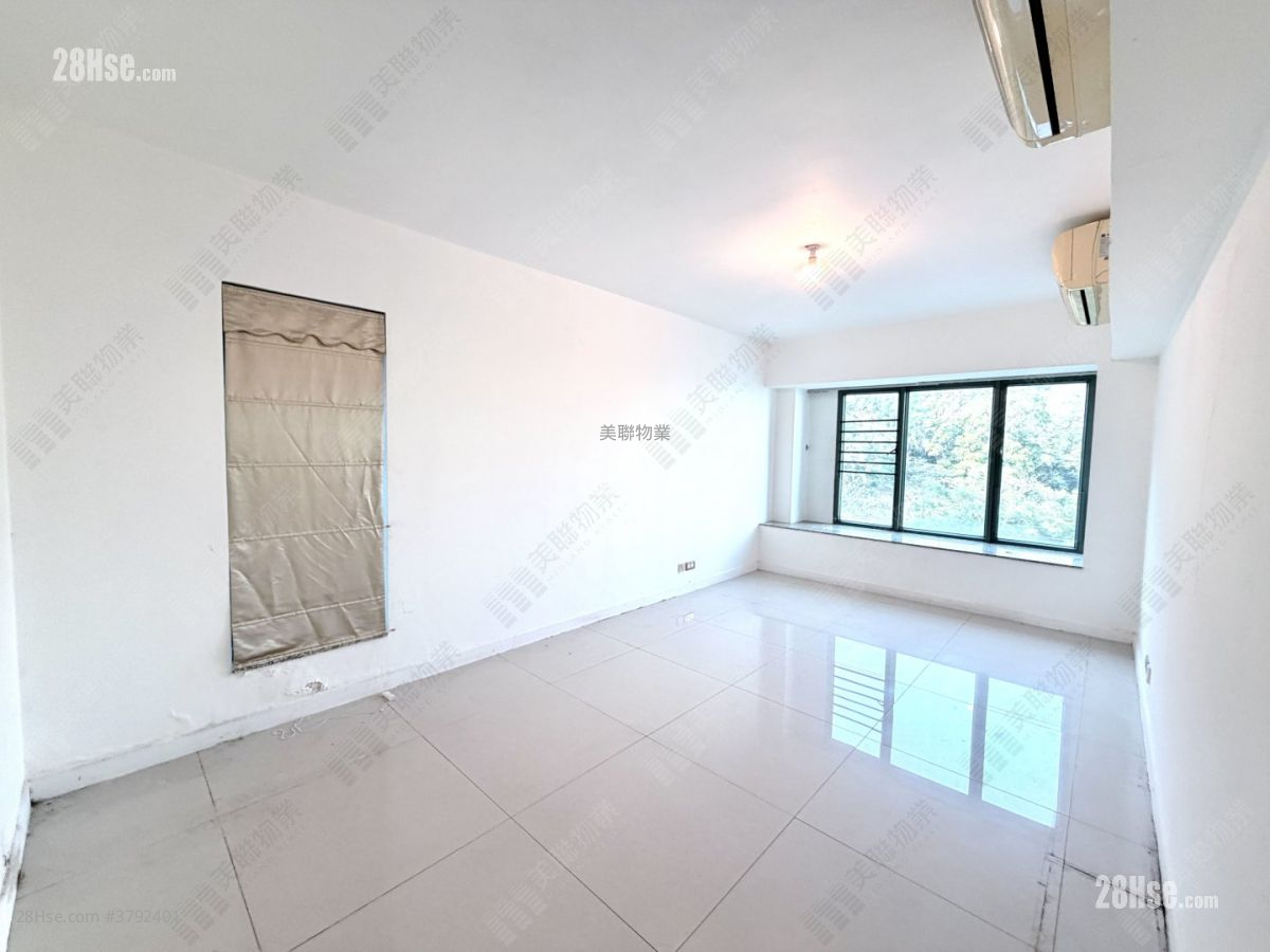 Meridian Hill Sell 4 Bedrooms , 4 Bathrooms 1,614 ft²