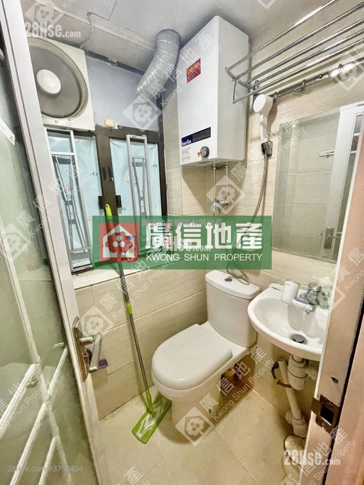 咸美顿街14-20号 售盘 3 房 , 3 浴室 450 平方尺