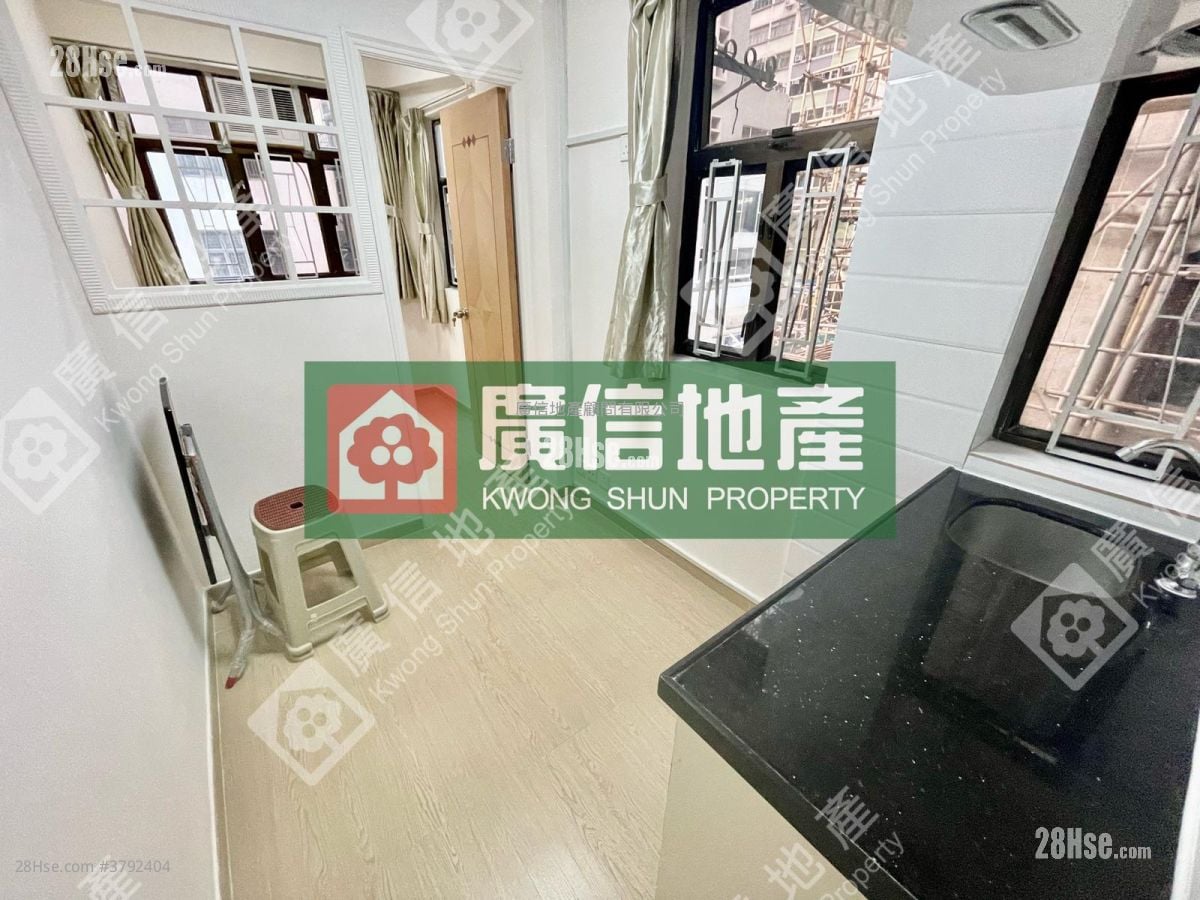 咸美顿街14-20号 售盘 3 房 , 3 浴室 450 平方尺