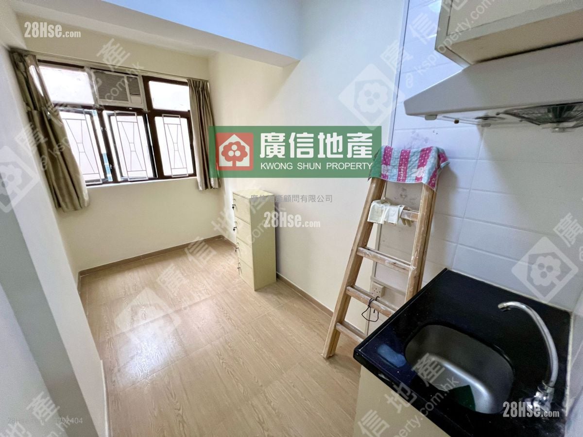 咸美顿街14-20号 售盘 3 房 , 3 浴室 450 平方尺