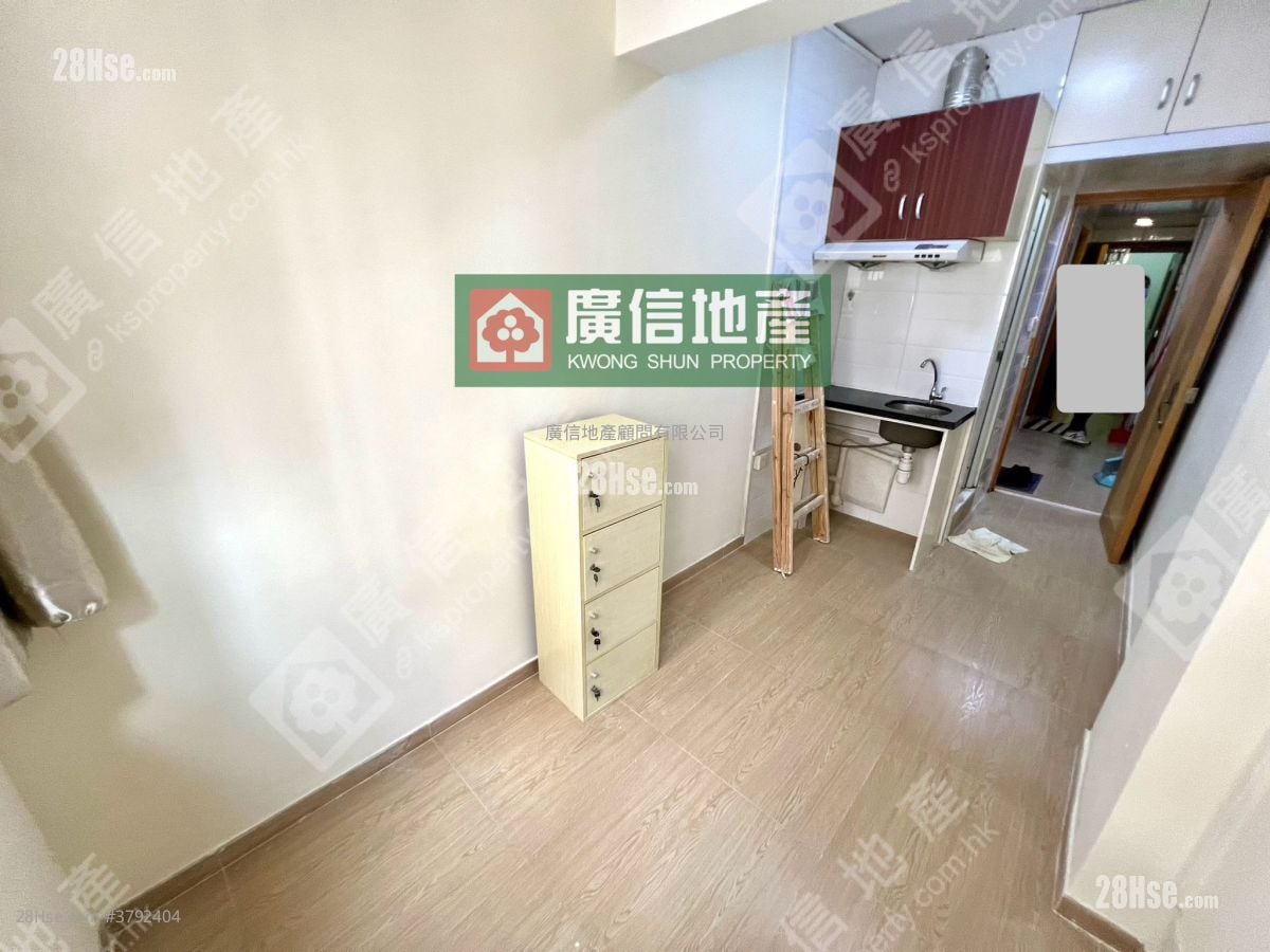 咸美顿街14-20号 售盘 3 房 , 3 浴室 450 平方尺