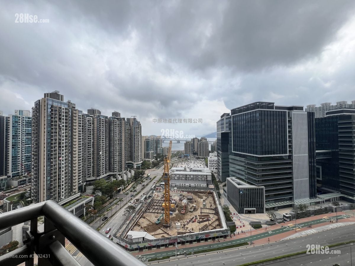 Park Central Sell 3 Bedrooms 638 ft²