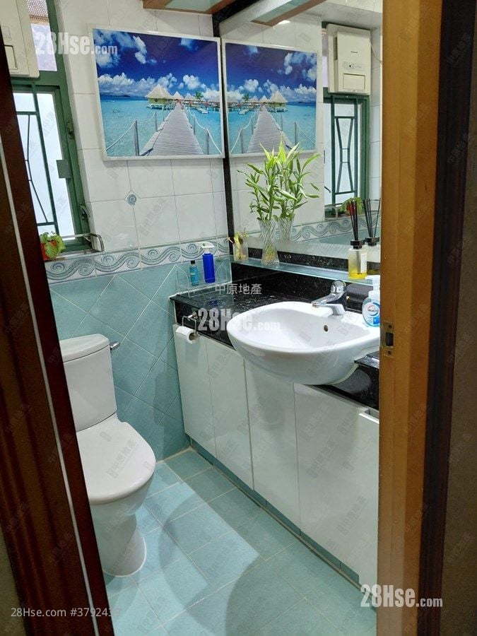 Jc Place Sell 3 Bedrooms , 2 Bathrooms 695 ft²