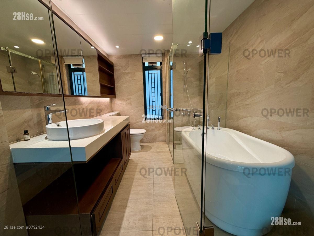 Hillview Court Sell 3 Bedrooms , 2 Bathrooms 1,147 ft²