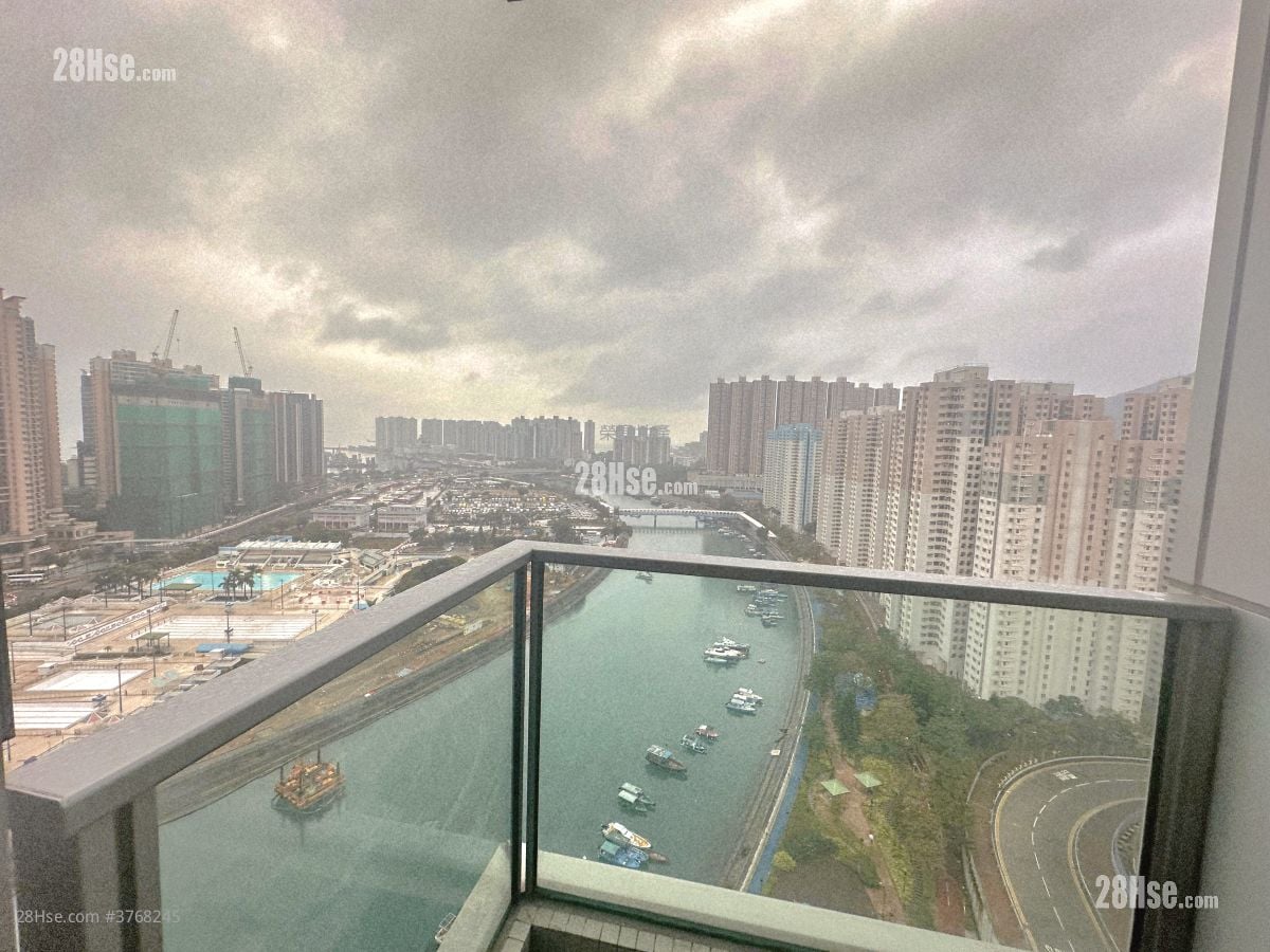 Esplanade Rental 447 ft²