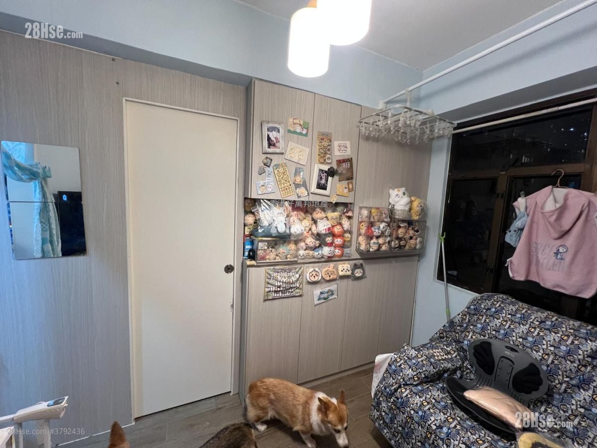 鸿胜大厦 售盘 1 房 226 平方尺