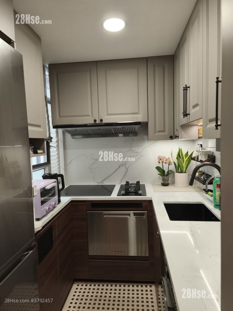 启钻苑 售盘 1 房 , 1 浴室 374 平方尺