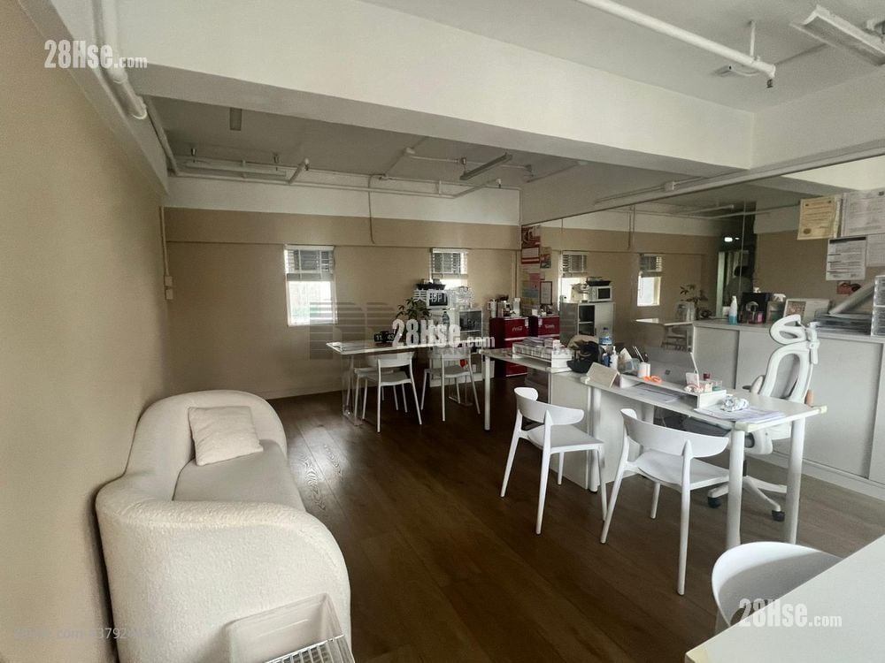 裕成商业大厦 售盘 425 平方尺