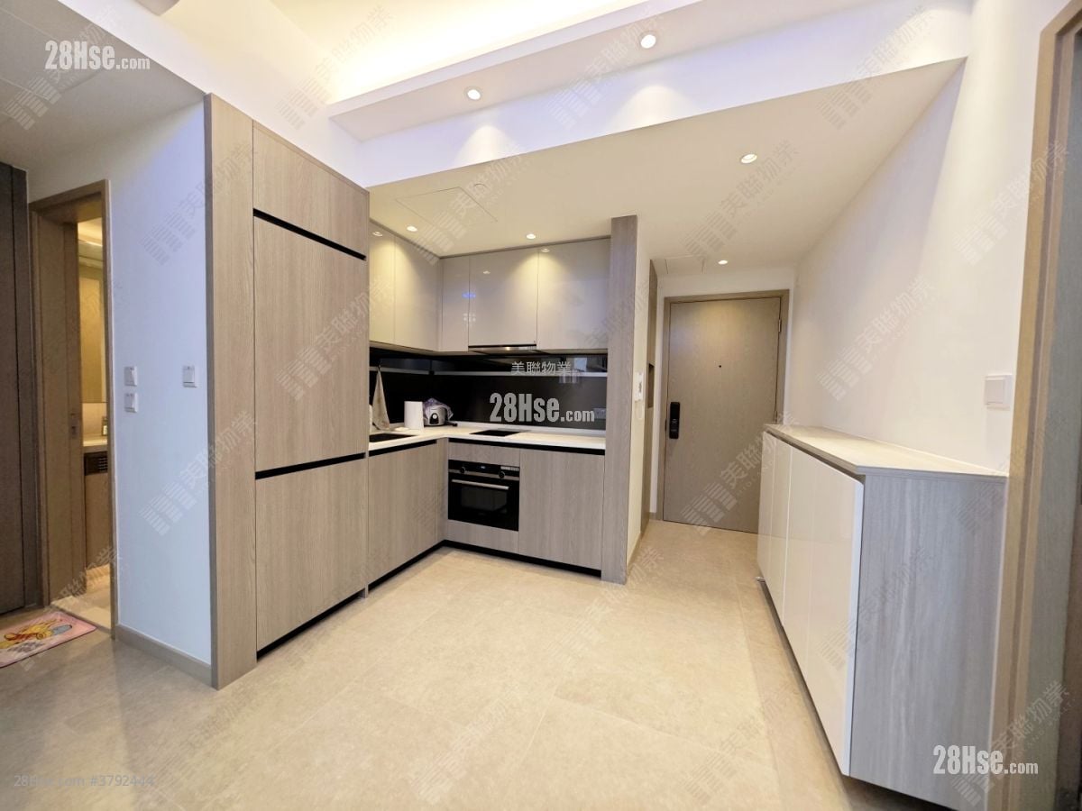 Wetland Seasons Park Sell 2 Bedrooms , 1 Bathroom 434 ft²