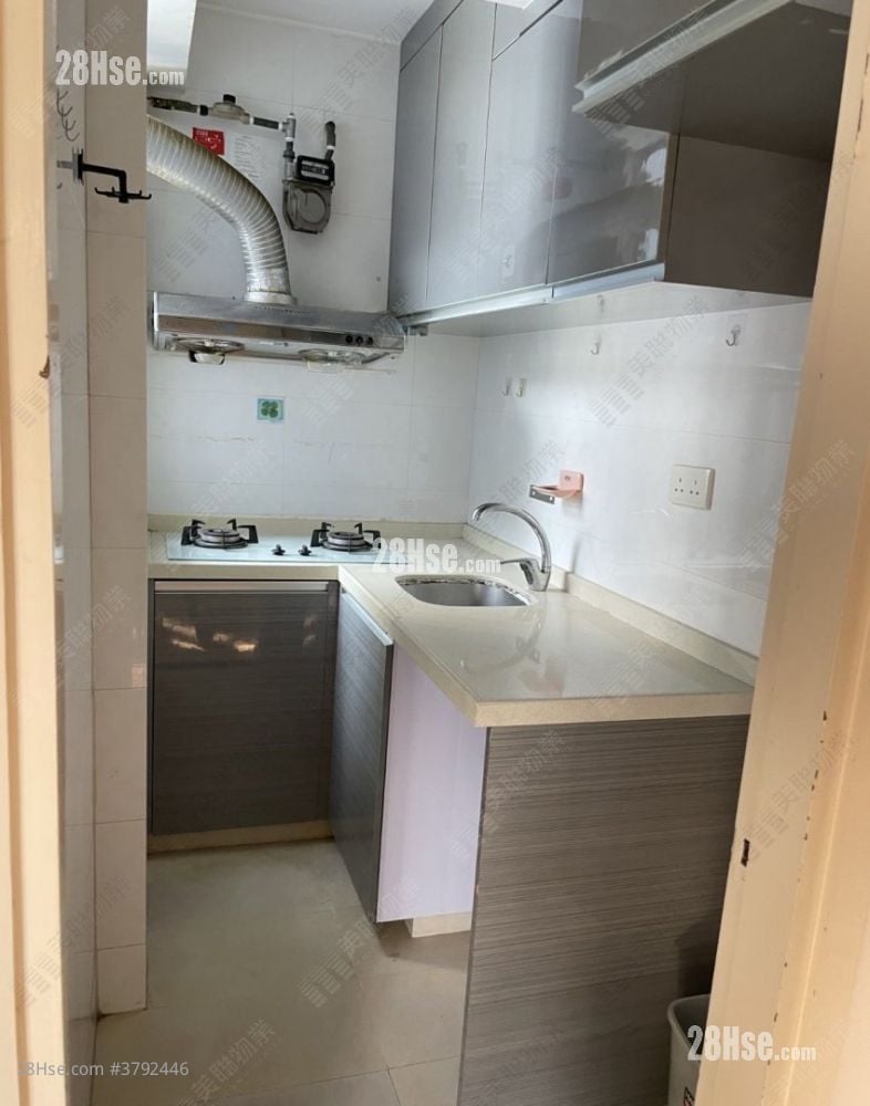 Hoi Tak Gardens Sell 2 Bedrooms 312 ft²