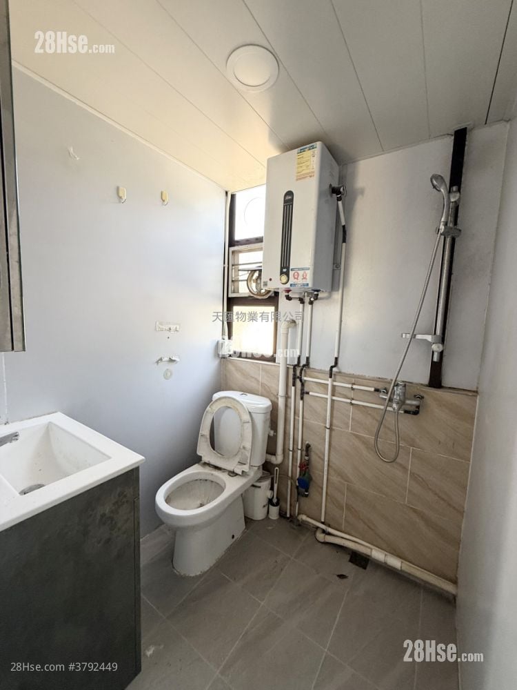 Village Sell 3 Bedrooms , 2 Bathrooms