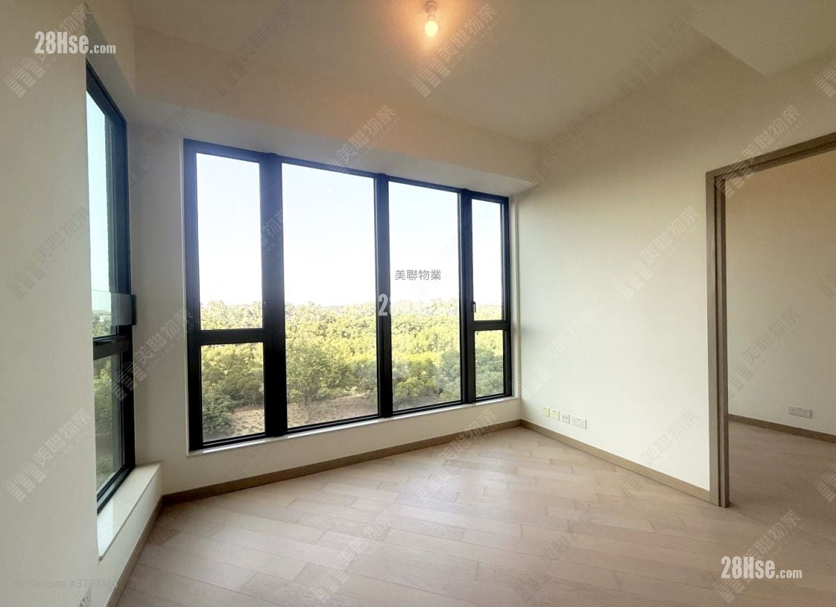 Wetland Seasons Bay Sell 4 Bedrooms , 4 Bathrooms 1,124 ft²