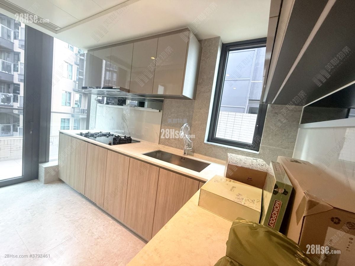 Wetland Seasons Bay Sell 4 Bedrooms , 4 Bathrooms 1,124 ft²