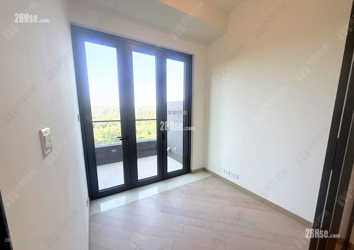 Wetland Seasons Bay Sell 4 Bedrooms , 4 Bathrooms 1,124 ft²