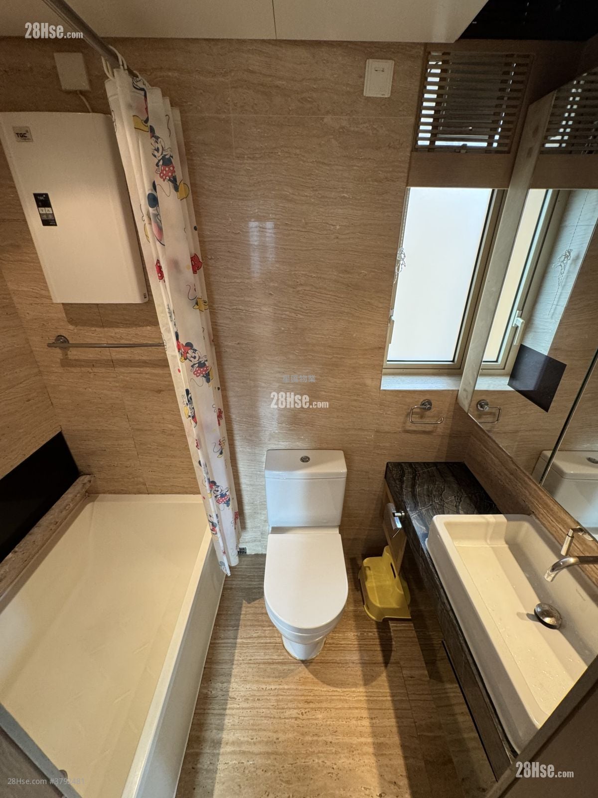 Harbour Place Rental 3 Bedrooms 593 ft²